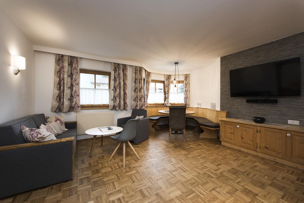 Siebenschlaefer Ferienwohnung Neustift im Stubaital Esterno foto